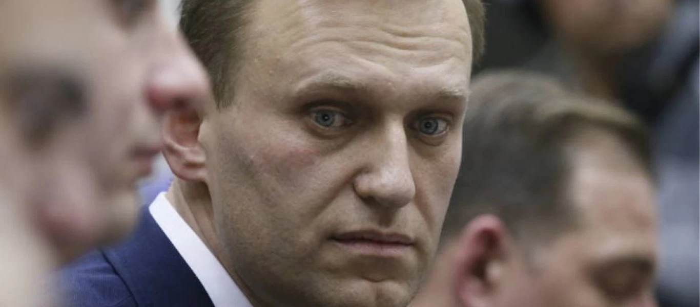 Δημοσκόπηση: Οι μισοί Ρώσοι θεωρούν ότι η δηλητηρίαση του Α.Ναβάλνι είναι προβοκάτσια της Δύσης